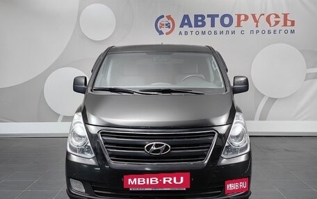 Hyundai H-1 II рестайлинг, 2015 год, 1 589 000 рублей, 3 фотография