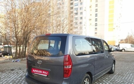 Hyundai H-1 II рестайлинг, 2008 год, 1 400 000 рублей, 12 фотография