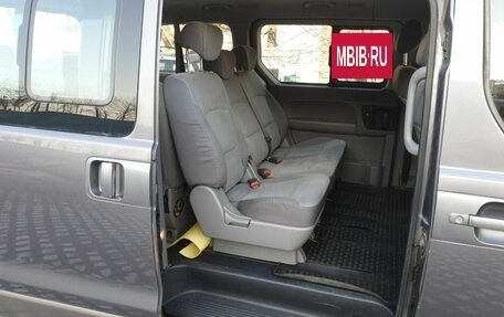 Hyundai H-1 II рестайлинг, 2008 год, 1 400 000 рублей, 18 фотография