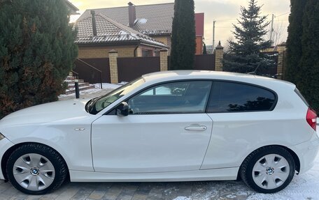 BMW 1 серия, 2011 год, 1 000 000 рублей, 10 фотография