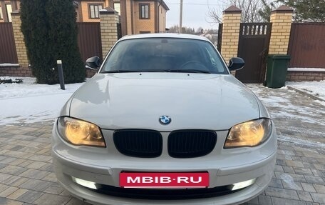 BMW 1 серия, 2011 год, 1 000 000 рублей, 3 фотография