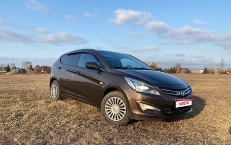 Hyundai Solaris II рестайлинг, 2015 год, 1 350 000 рублей, 3 фотография