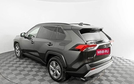 Toyota RAV4, 2019 год, 2 749 900 рублей, 8 фотография