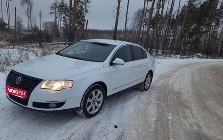 Volkswagen Passat B6, 2010 год, 801 800 рублей, 2 фотография