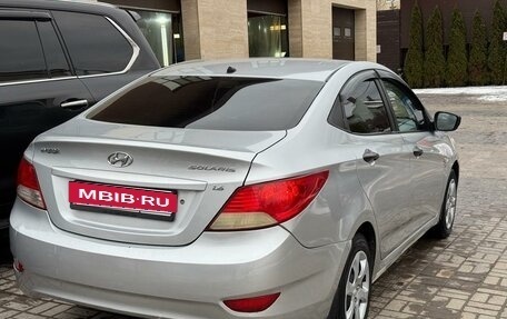 Hyundai Solaris II рестайлинг, 2013 год, 500 000 рублей, 10 фотография