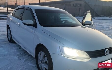 Volkswagen Jetta III, 2013 год, 1 100 000 рублей, 3 фотография