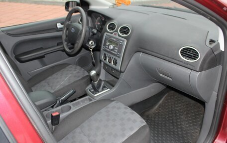 Ford Focus II рестайлинг, 2006 год, 560 000 рублей, 30 фотография