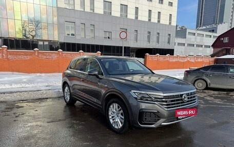 Volkswagen Touareg III, 2020 год, 6 500 000 рублей, 2 фотография