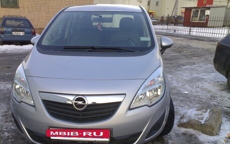 Opel Meriva, 2013 год, 880 000 рублей, 2 фотография