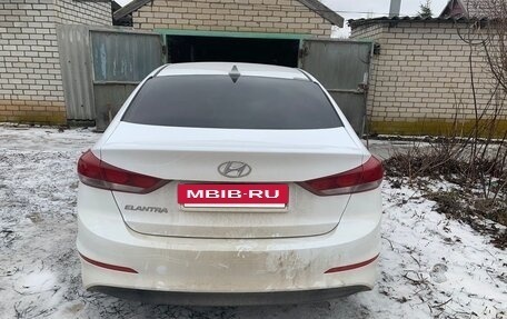 Hyundai Elantra VI рестайлинг, 2016 год, 1 150 000 рублей, 2 фотография