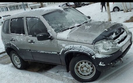 Chevrolet Niva I рестайлинг, 2012 год, 315 000 рублей, 4 фотография