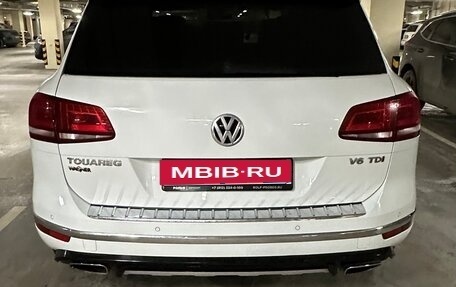 Volkswagen Touareg III, 2017 год, 3 600 000 рублей, 4 фотография