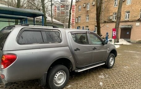 Mitsubishi L200 IV рестайлинг, 2014 год, 2 500 000 рублей, 3 фотография