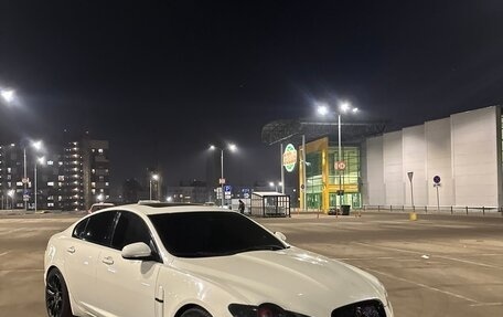 Jaguar XF I рестайлинг, 2010 год, 2 200 000 рублей, 3 фотография