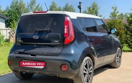 KIA Soul II рестайлинг, 2018 год, 1 565 000 рублей, 9 фотография