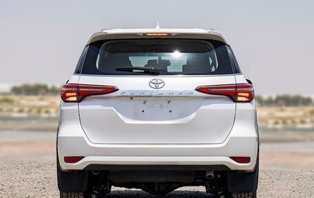 Toyota Fortuner II, 2024 год, 6 450 000 рублей, 6 фотография