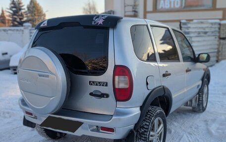 Chevrolet Niva I рестайлинг, 2006 год, 350 000 рублей, 4 фотография