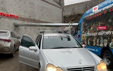 Mercedes-Benz C-Класс, 2005 год, 300 000 рублей, 4 фотография