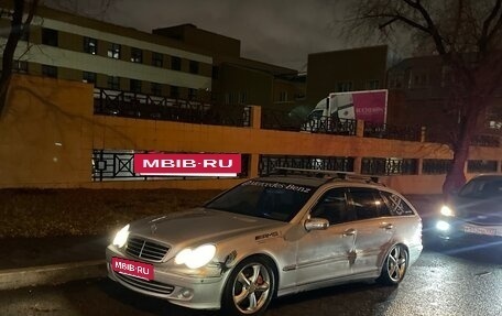 Mercedes-Benz C-Класс, 2005 год, 300 000 рублей, 5 фотография