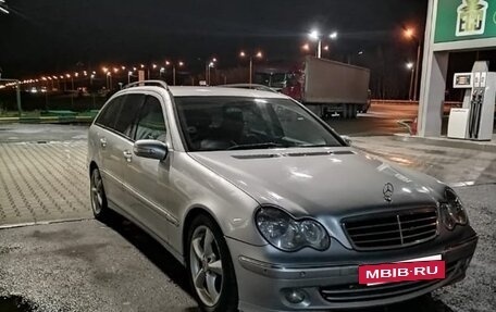 Mercedes-Benz C-Класс, 2005 год, 300 000 рублей, 8 фотография