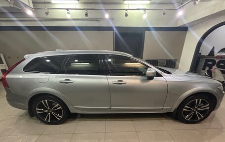 Volvo V90 Cross Country I рестайлинг, 2018 год, 3 950 000 рублей, 8 фотография