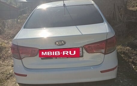 KIA Rio III рестайлинг, 2015 год, 640 000 рублей, 9 фотография