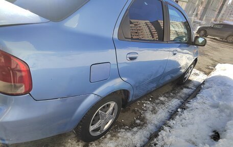 Chevrolet Aveo III, 2004 год, 300 000 рублей, 3 фотография