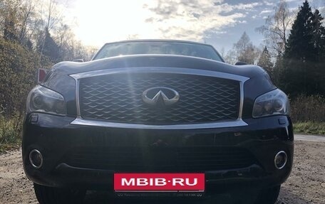 Infiniti QX56, 2011 год, 2 000 000 рублей, 4 фотография