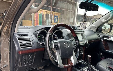 Toyota Land Cruiser Prado 150 рестайлинг 2, 2015 год, 4 500 000 рублей, 8 фотография