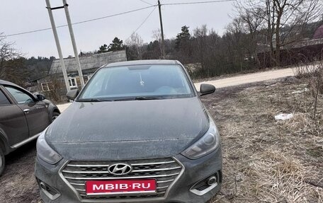 Hyundai Solaris II рестайлинг, 2018 год, 1 450 000 рублей, 1 фотография