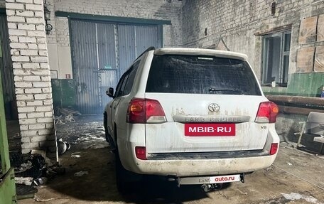 Toyota Land Cruiser 200, 2012 год, 1 850 000 рублей, 8 фотография