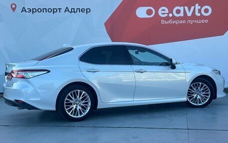 Toyota Camry, 2020 год, 3 470 000 рублей, 4 фотография