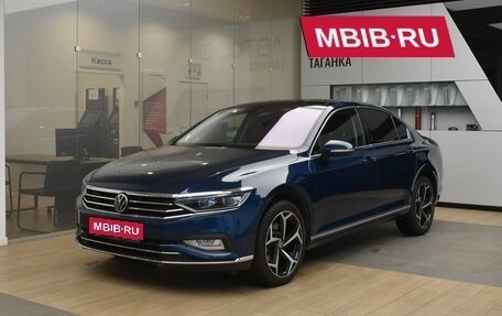 Volkswagen Passat B8 рестайлинг, 2021 год, 3 249 000 рублей, 1 фотография