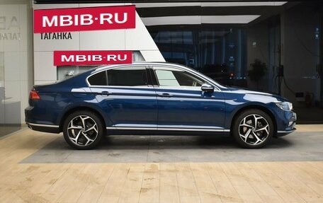 Volkswagen Passat B8 рестайлинг, 2021 год, 3 249 000 рублей, 4 фотография