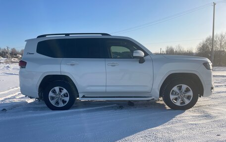 Toyota Land Cruiser, 2022 год, 13 000 000 рублей, 2 фотография