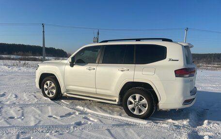 Toyota Land Cruiser, 2022 год, 13 000 000 рублей, 7 фотография