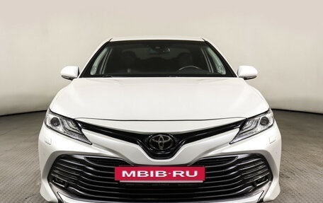 Toyota Camry, 2018 год, 2 485 000 рублей, 2 фотография