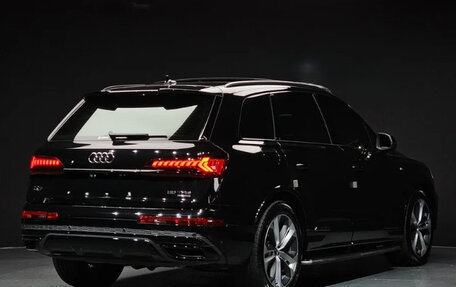 Audi Q7, 2022 год, 9 000 000 рублей, 2 фотография