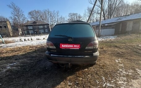 Lexus RX IV рестайлинг, 2000 год, 800 000 рублей, 3 фотография