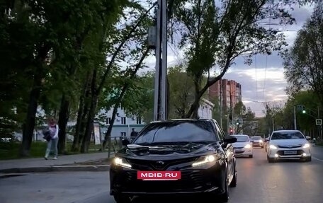 Toyota Camry, 2019 год, 3 250 000 рублей, 3 фотография