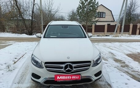 Mercedes-Benz GLC, 2015 год, 3 100 000 рублей, 3 фотография