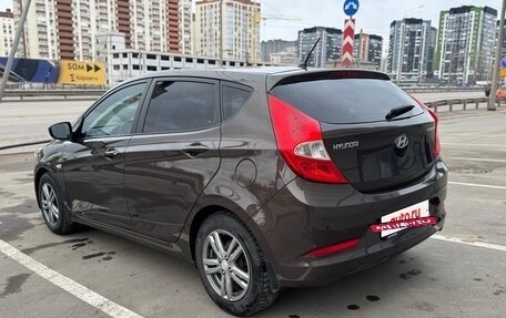 Hyundai Solaris II рестайлинг, 2015 год, 1 290 000 рублей, 5 фотография