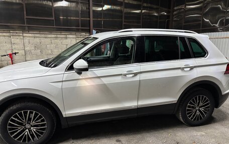 Volkswagen Tiguan II, 2018 год, 2 650 000 рублей, 12 фотография