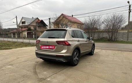 Volkswagen Tiguan II, 2017 год, 2 750 000 рублей, 6 фотография