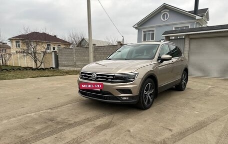 Volkswagen Tiguan II, 2017 год, 2 750 000 рублей, 8 фотография