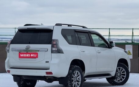 Toyota Land Cruiser Prado 150 рестайлинг 2, 2017 год, 4 599 999 рублей, 10 фотография