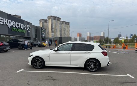 BMW 1 серия, 2018 год, 2 600 000 рублей, 8 фотография