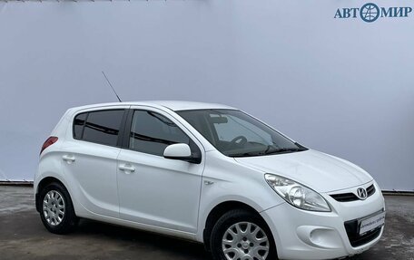 Hyundai i20 IB рестайлинг, 2010 год, 730 000 рублей, 3 фотография