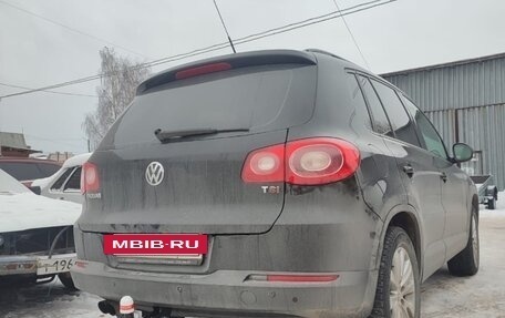 Volkswagen Tiguan I, 2010 год, 950 000 рублей, 3 фотография