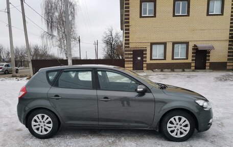 KIA cee'd I рестайлинг, 2010 год, 668 000 рублей, 7 фотография